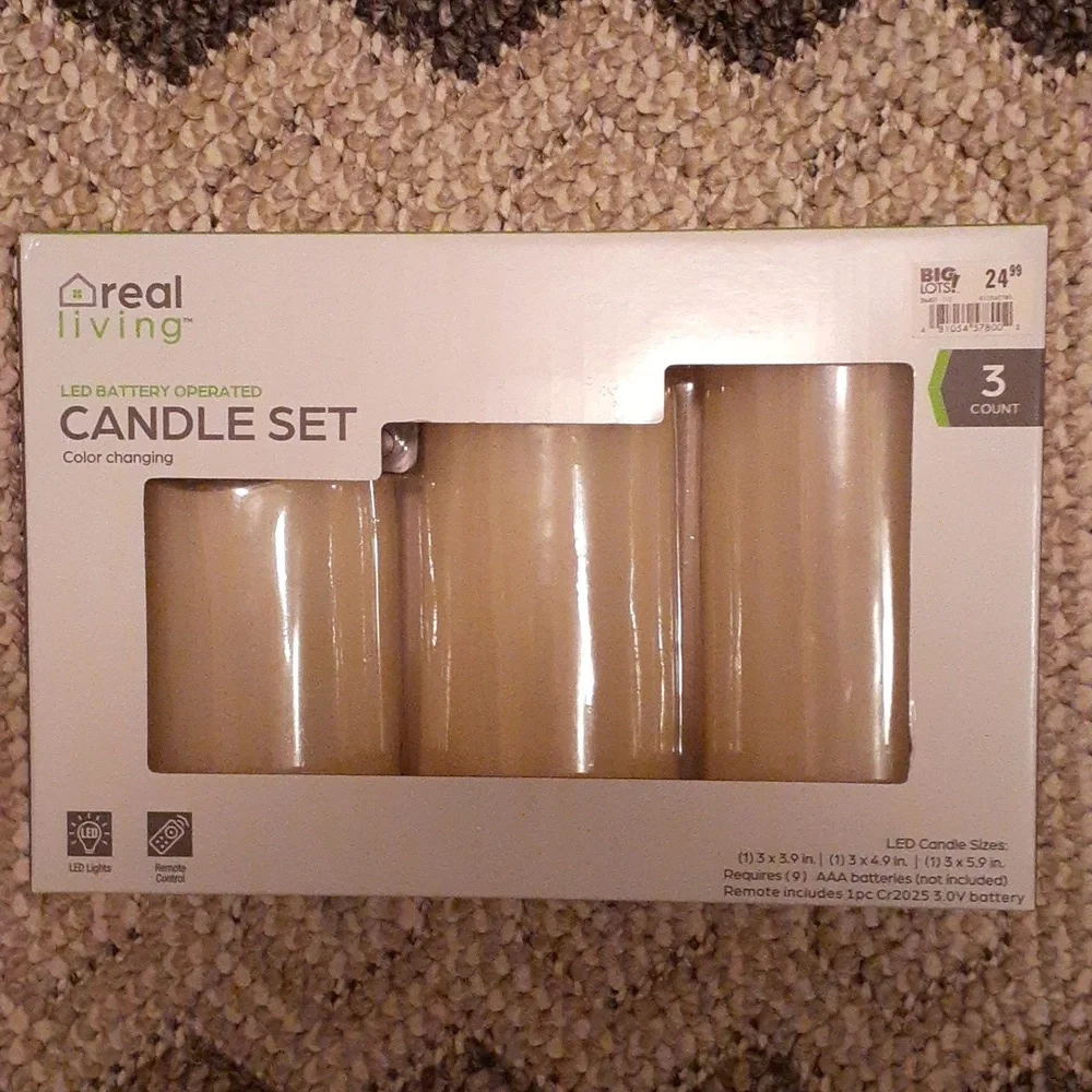battery operated candle set - Picture 2 of 3